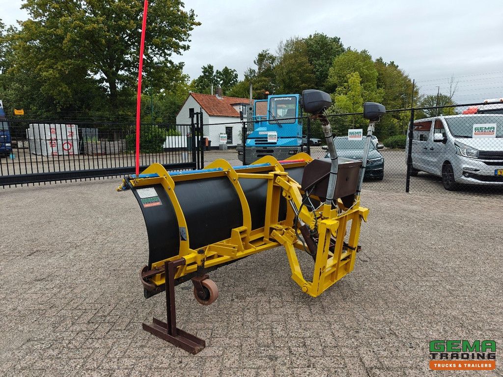 Nido HYL-240-K24V EPZ-0 SneeuwSchuiver - Hydraulisch verstelbaar - 24V - 2.7M