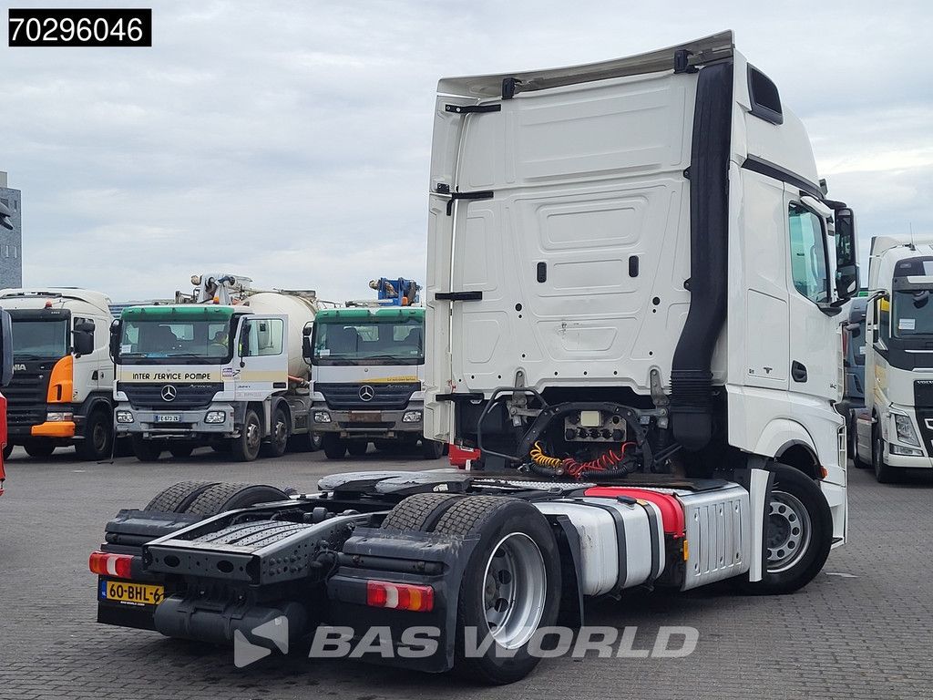 Mercedes Actros Actros 1842 4X2 GigaSpace NL-Truck Mega 2xTanks ACC Standklima Euro 6