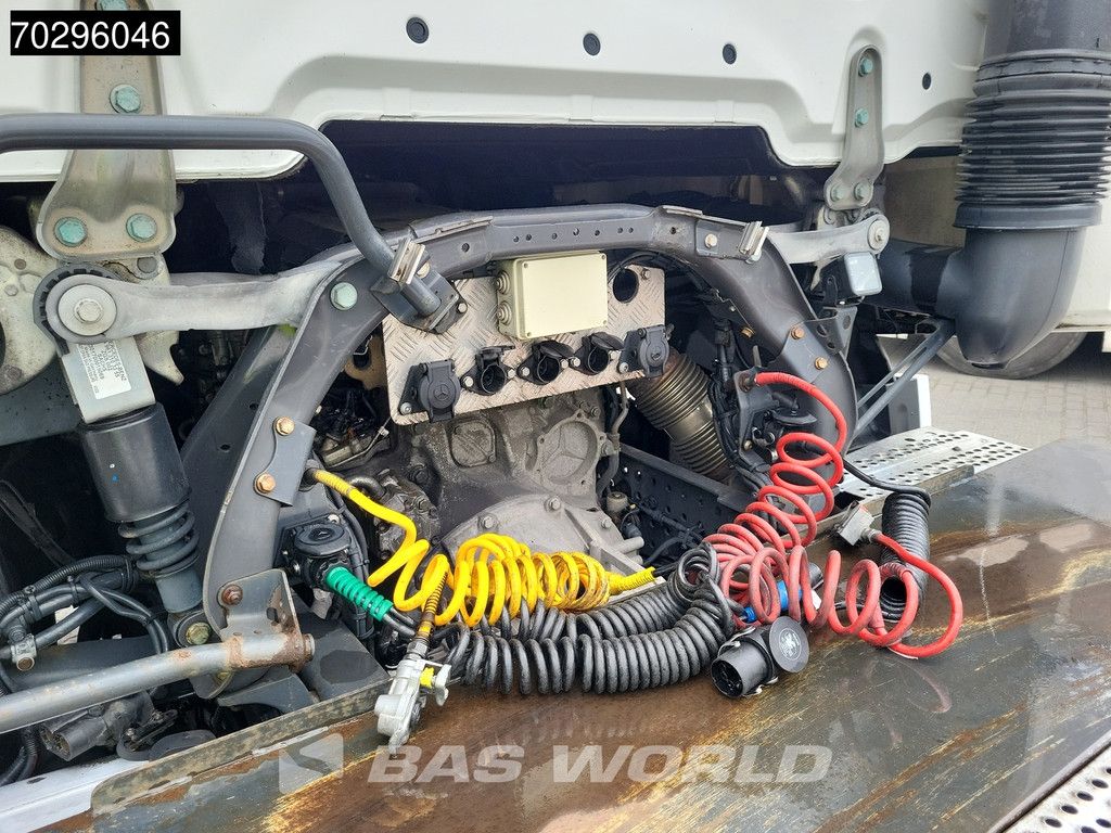 Mercedes Actros Actros 1842 4X2 GigaSpace NL-Truck Mega 2xTanks ACC Standklima Euro 6