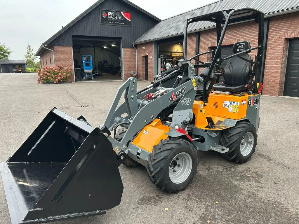 Giant G1200