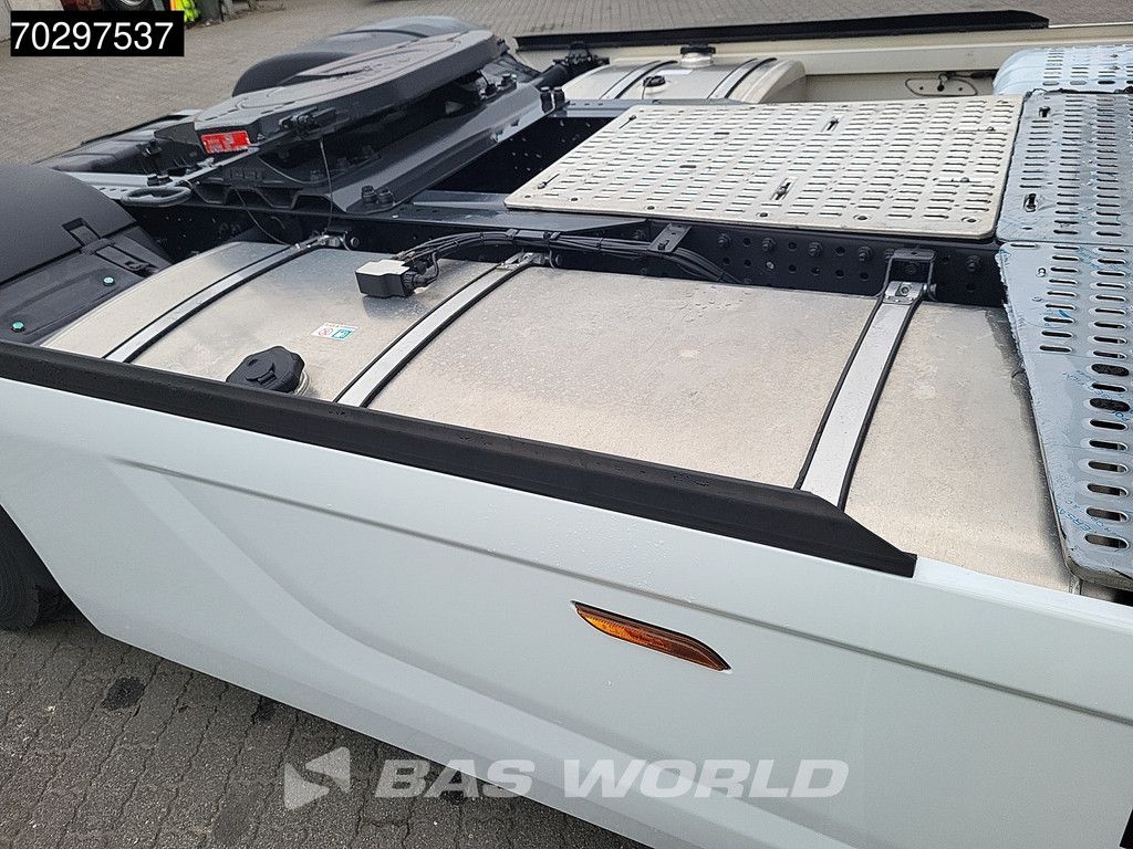 Iveco S-Way 580 4X2 NEW! 2x Tanks Standklima Navi ACC LED Euro 6