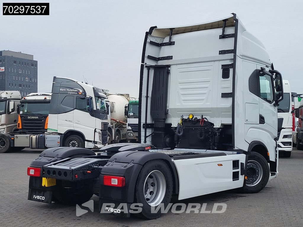Iveco S-Way 580 4X2 NEW! 2x Tanks Standklima Navi ACC LED Euro 6