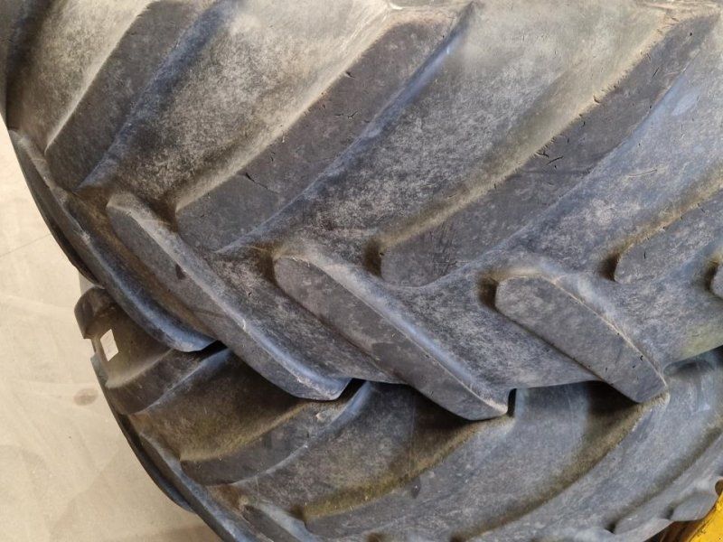 Michelin 650/65R42