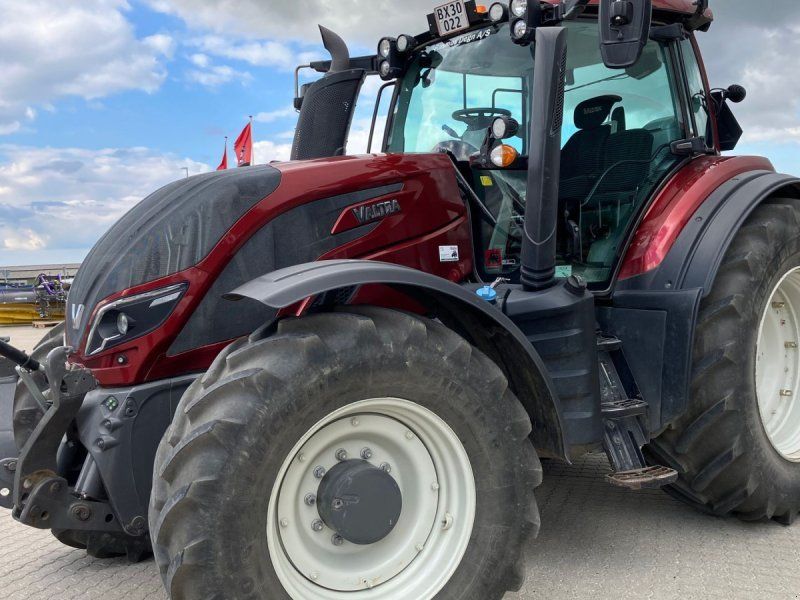 Valtra T234 V---  T234 Versu--