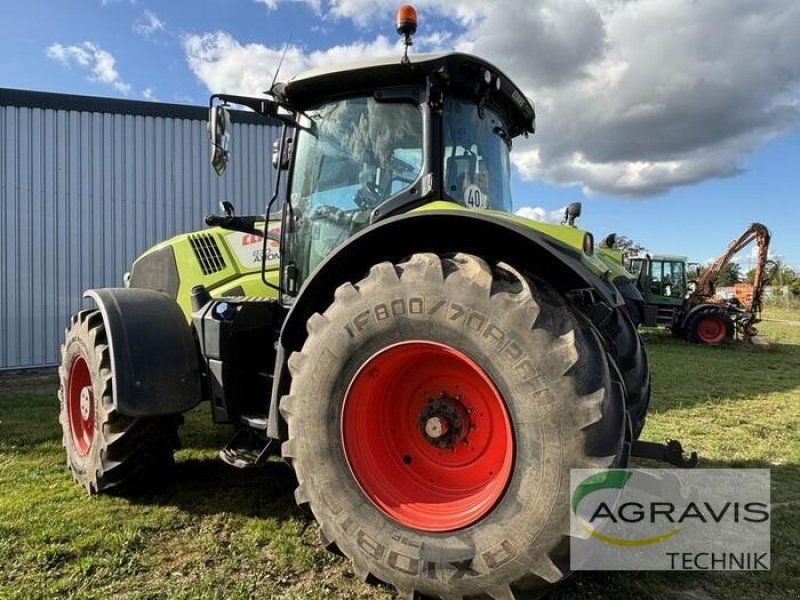 Claas AXION 870