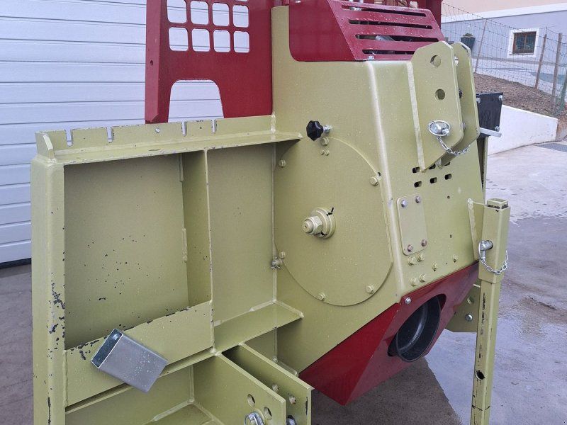 Holzknecht HS 650