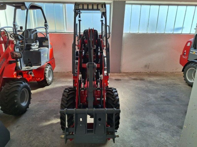 Weidemann 1140 Light