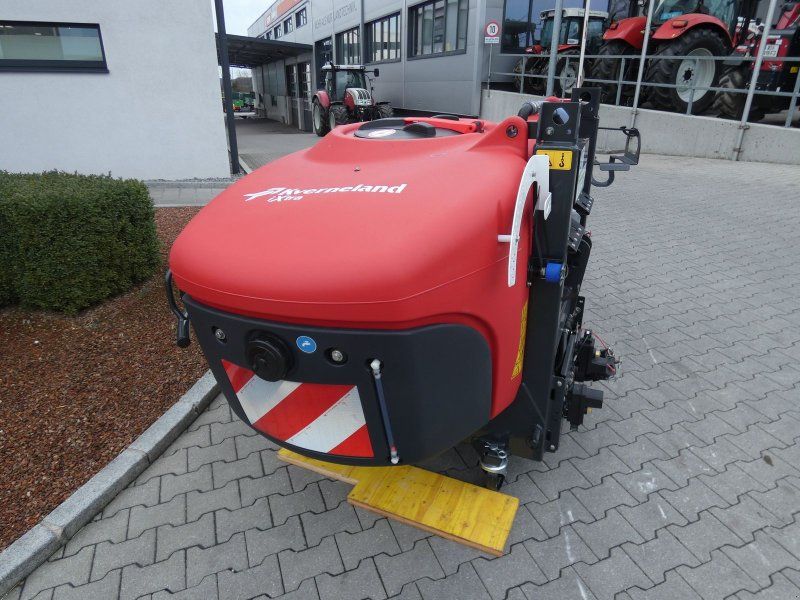 Kverneland iXter Pro Fronttank