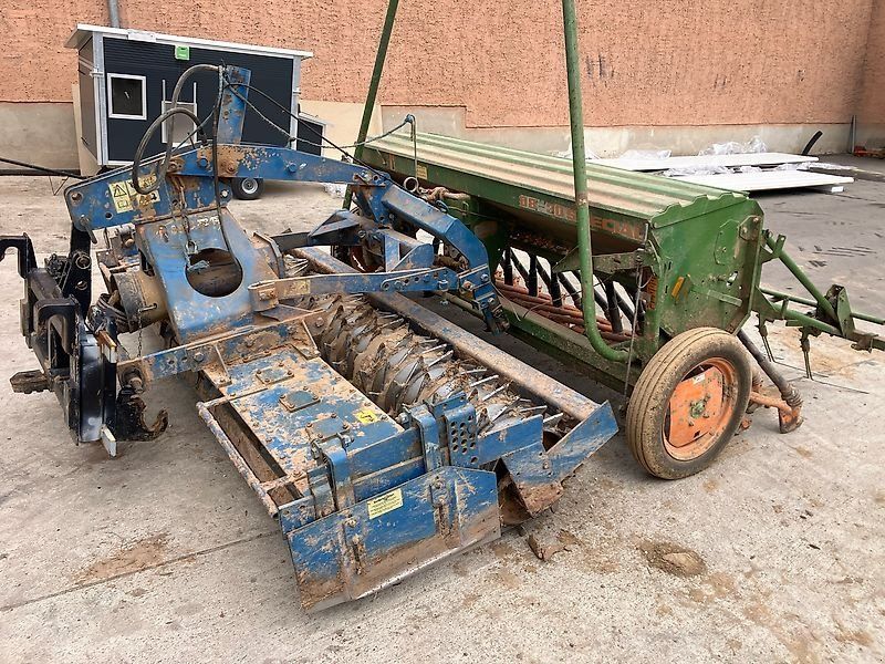 Amazone D8-30 Special mit Rabe MKE300