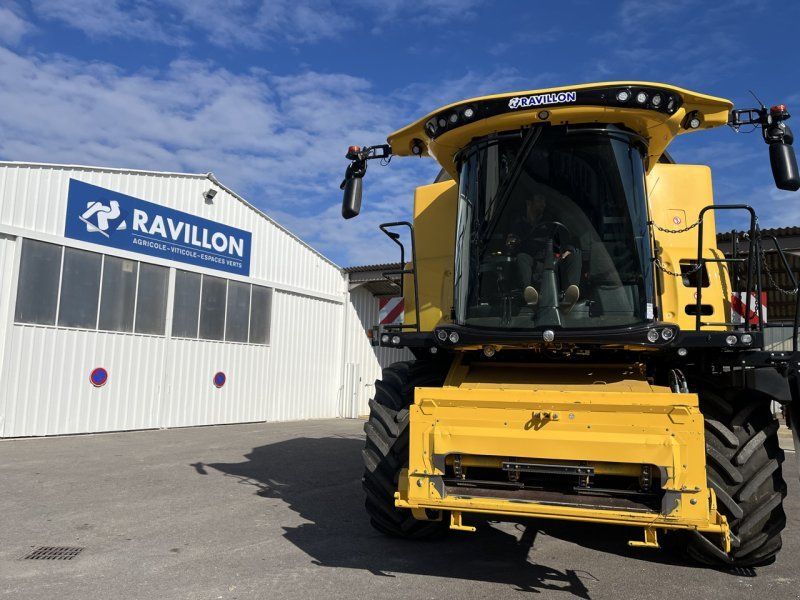 New Holland CX8.70