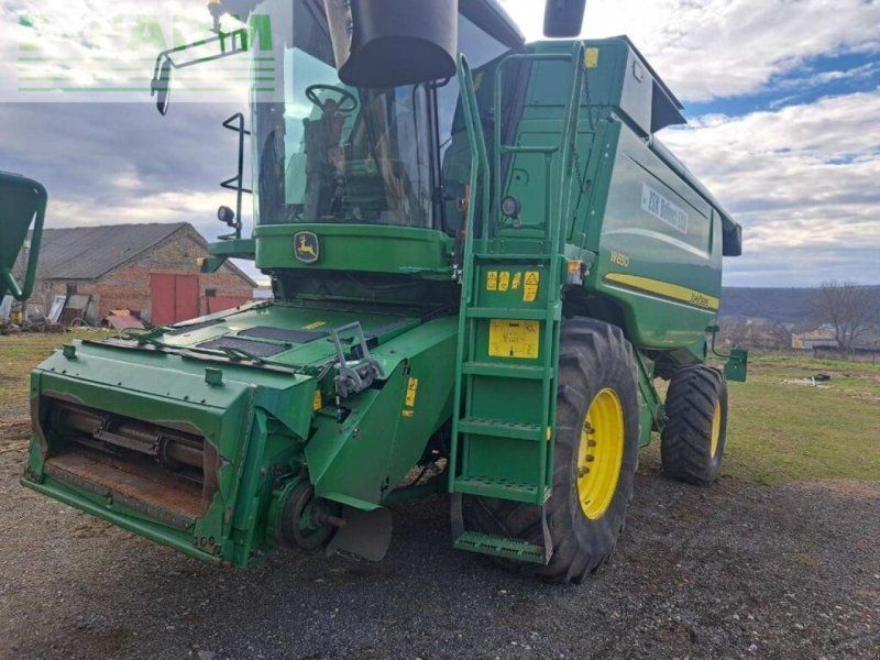 John Deere w650