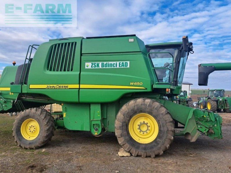 John Deere w650