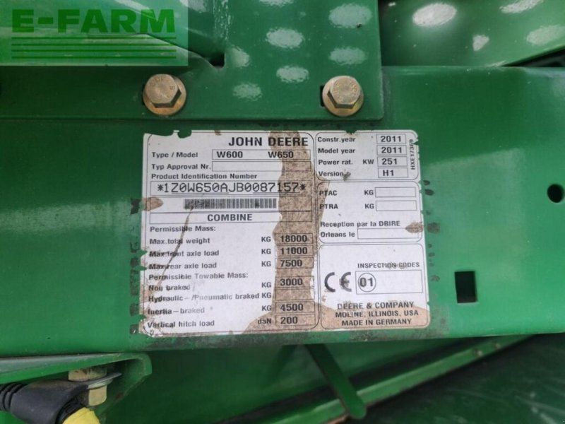John Deere w650