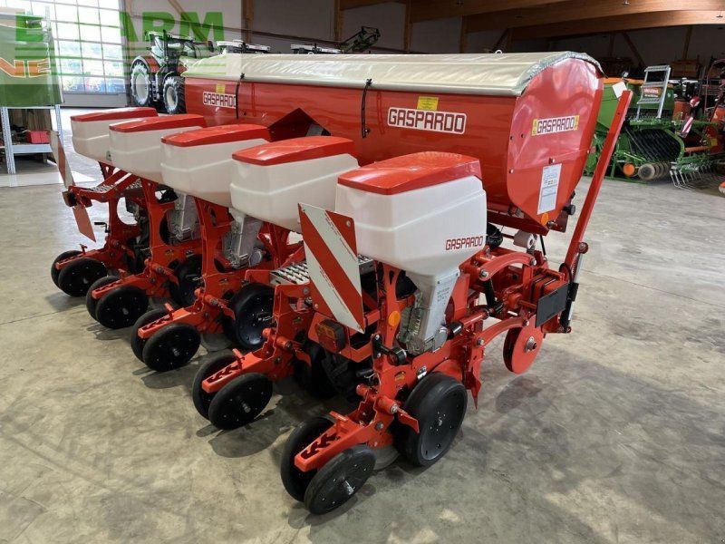 Gehl mtr 5 reihen mit düngertank