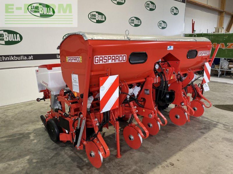 Gehl mtr 5 reihen mit düngertank