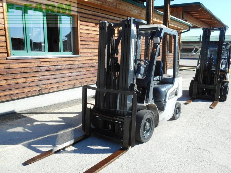 Nissan y1f2a25 triplex 4,75m + ss + ls