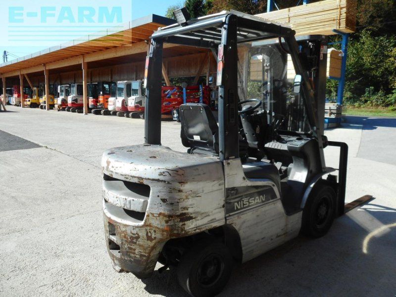 Nissan y1f2a25 triplex 4,75m + ss + ls
