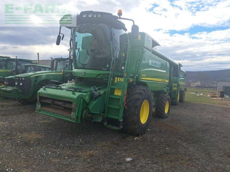 John Deere w650