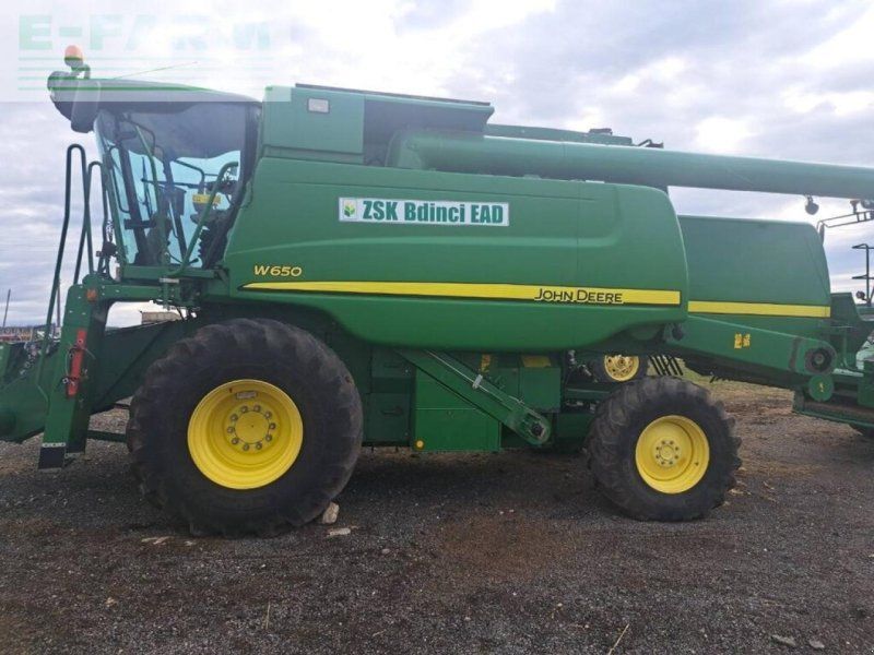 John Deere w650