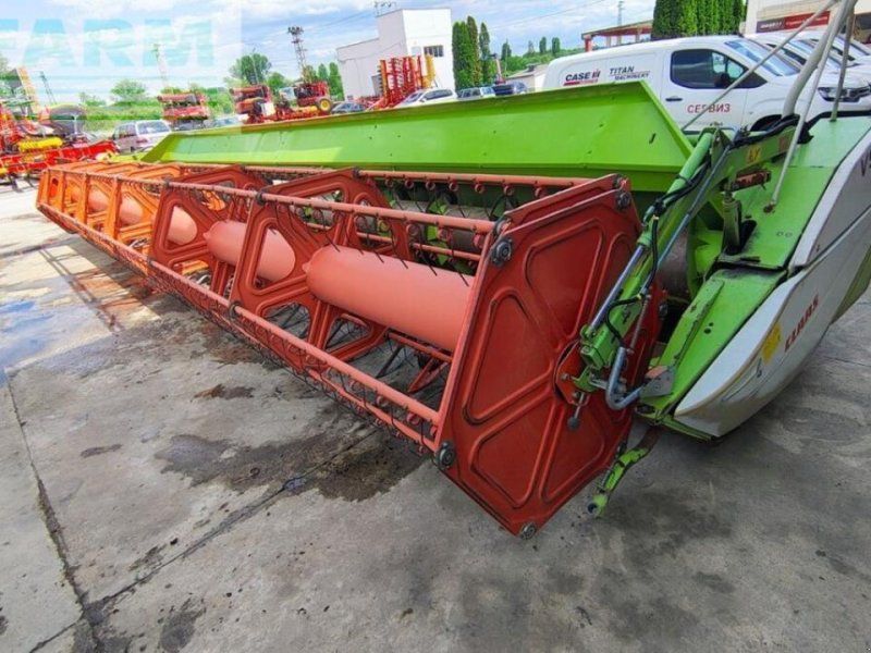 Claas v900