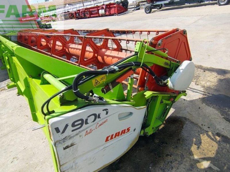 Claas v900