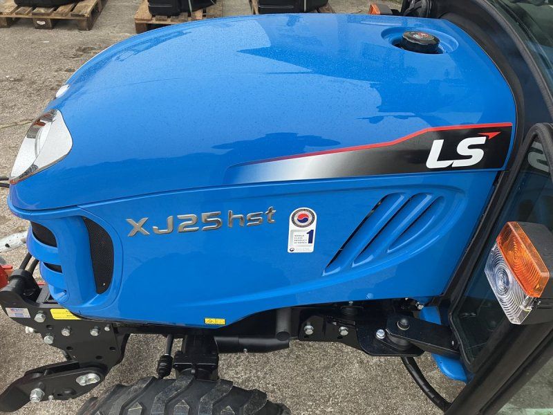 LS Tractor XJ 25 HST