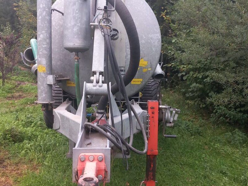 Briri Güllefass 8000