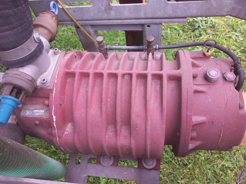 Briri Güllefass 8000