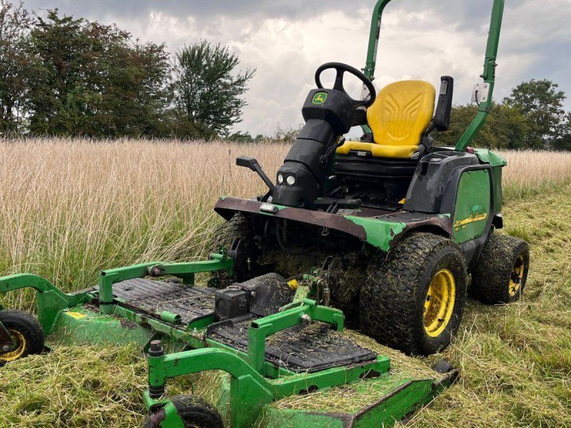 John Deere 1565