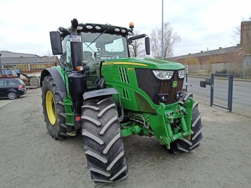 John Deere 6175R
