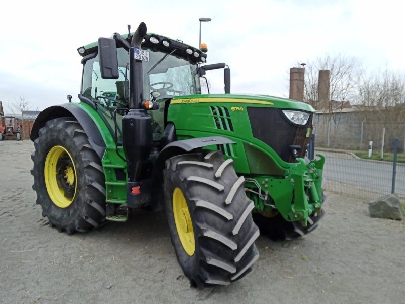 John Deere 6175R