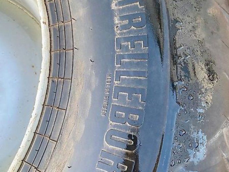 Trelleborg Twin 404, 750/60-30.5