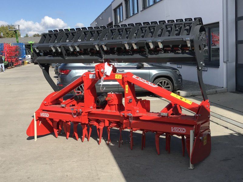 Vigolo VX 300 mit Packerwalze