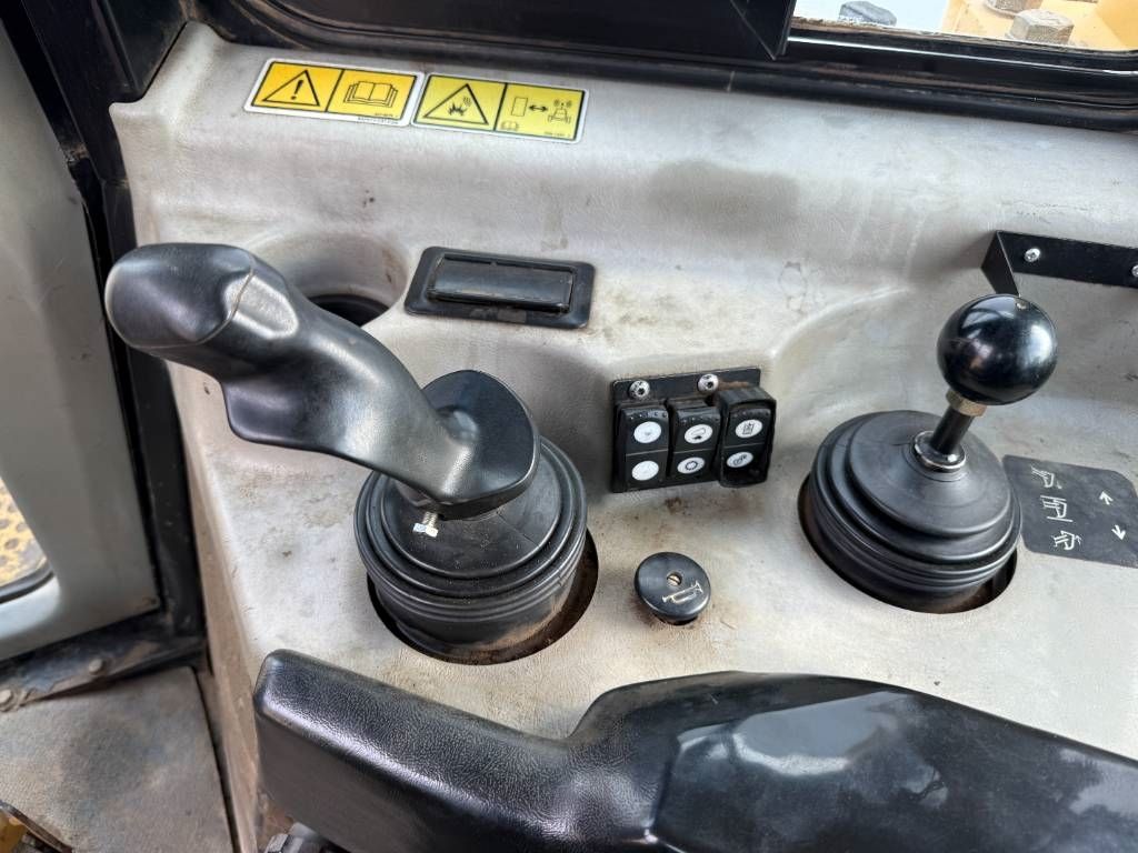 CAT D6T XW - CE Certified / Ripper Valve / Camera