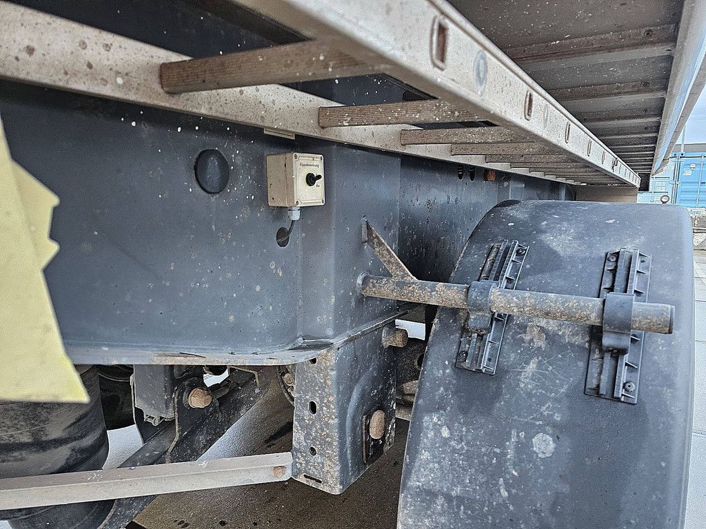 CARNEHL 26M3 THERMOMULDE isolated alcoa's