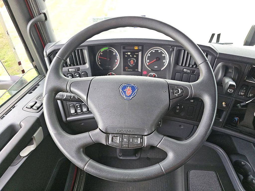 SCANIA R450