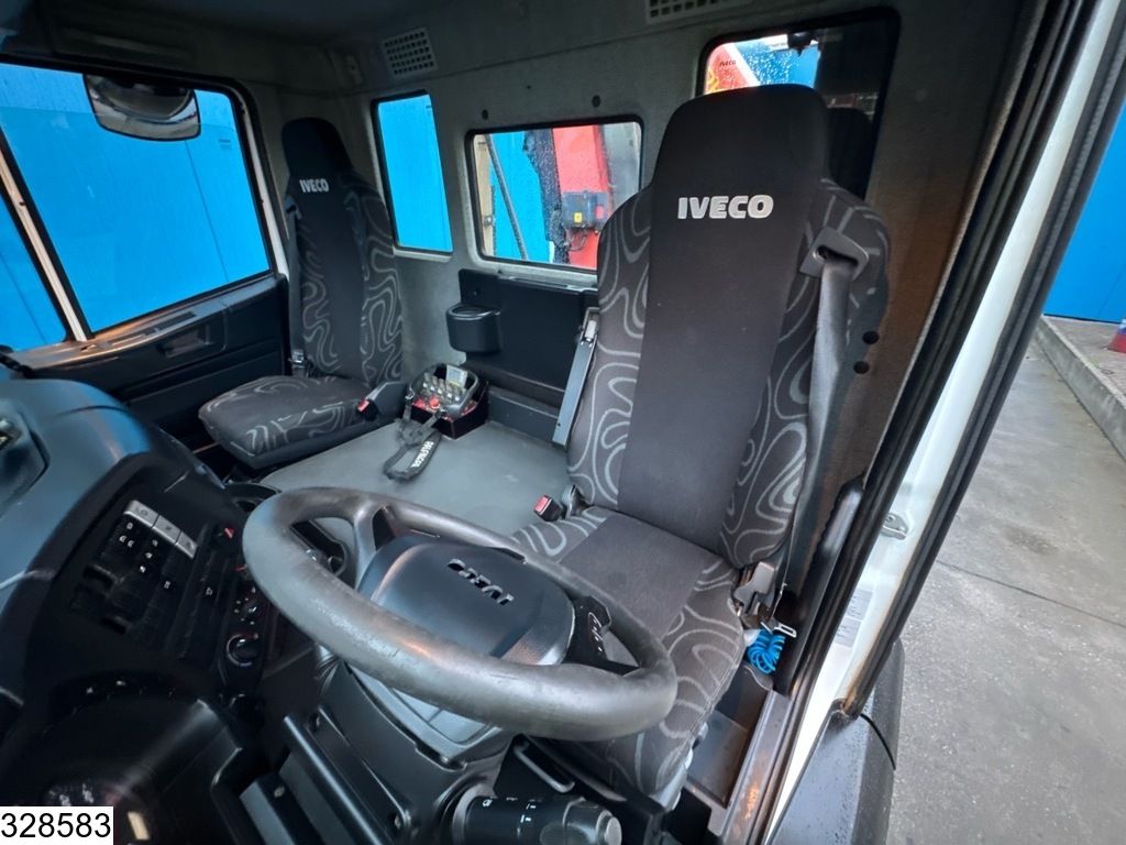 Iveco Stralis 310 EURO 6, Palfinger, Leaf spring