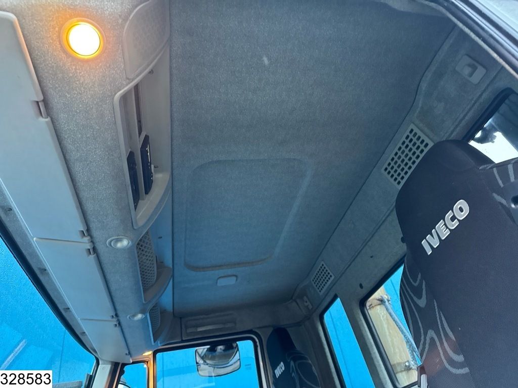 Iveco Stralis 310 EURO 6, Palfinger, Leaf spring