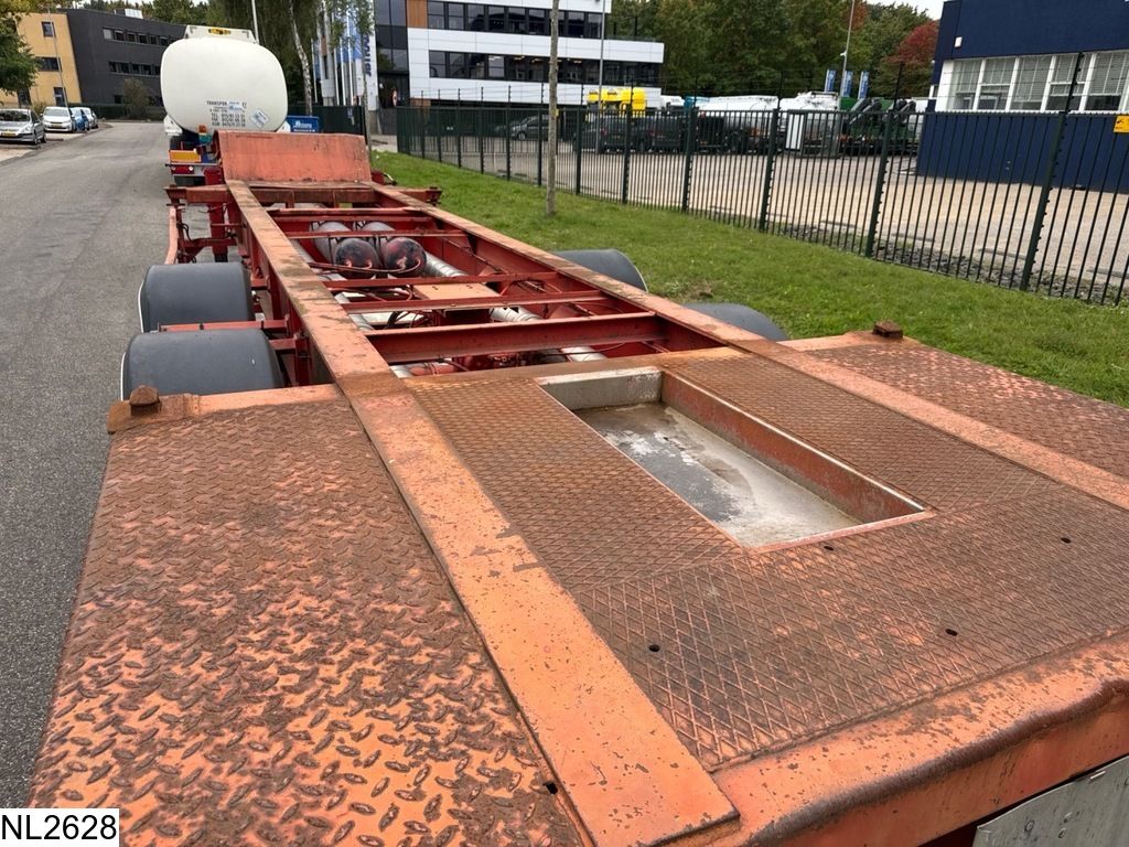 Fruehauf Chassis 20 ft, ADR
