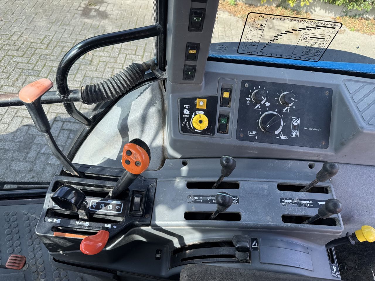 New Holland 6640 sle met airco