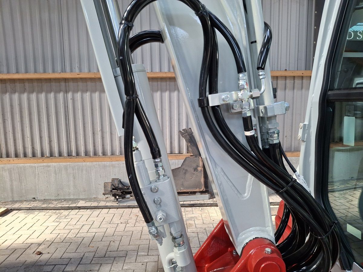 Takeuchi TB235-2, BJ2025, minigraver, minikraan, Nieuw!