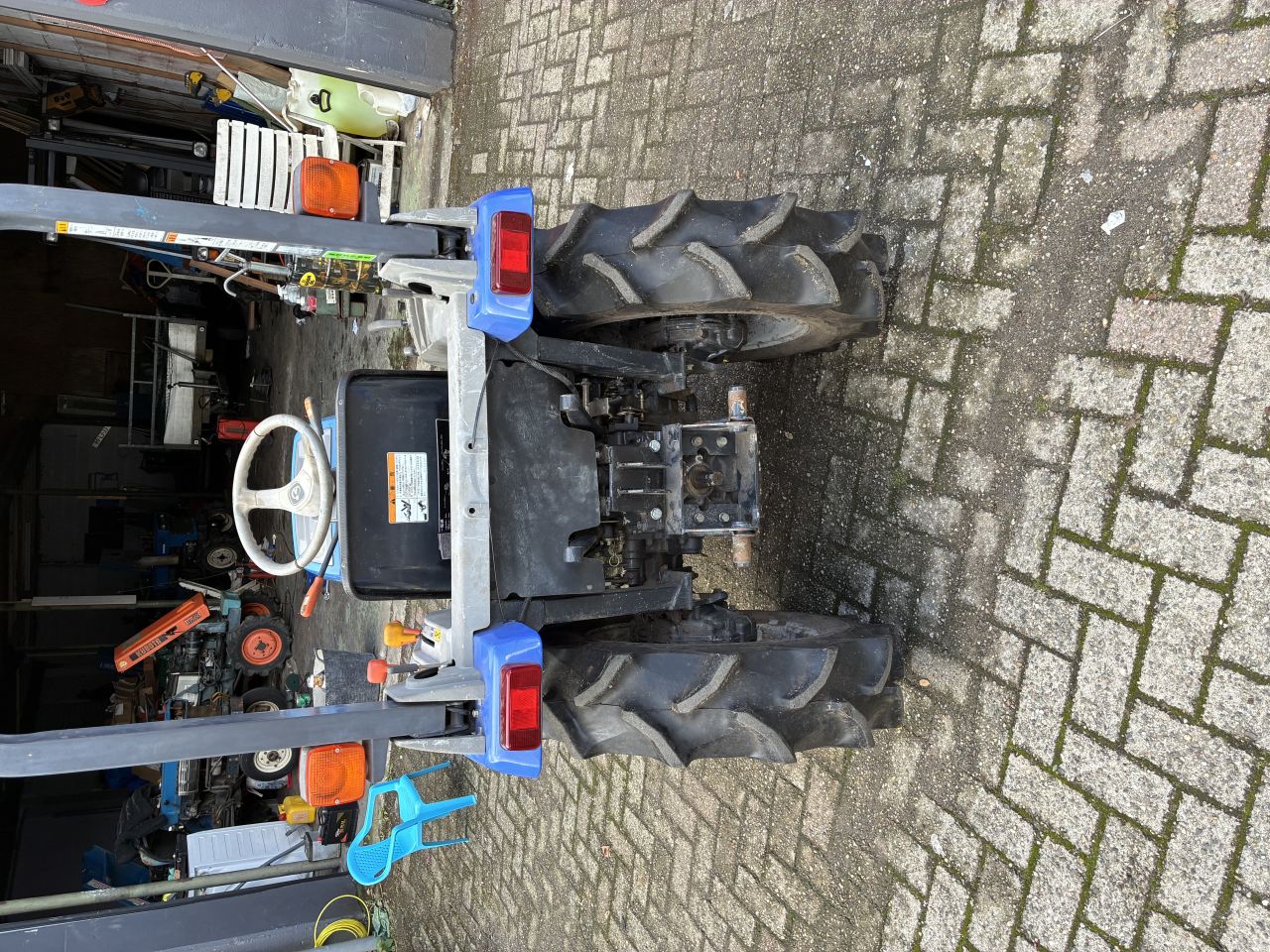 Iseki tm16