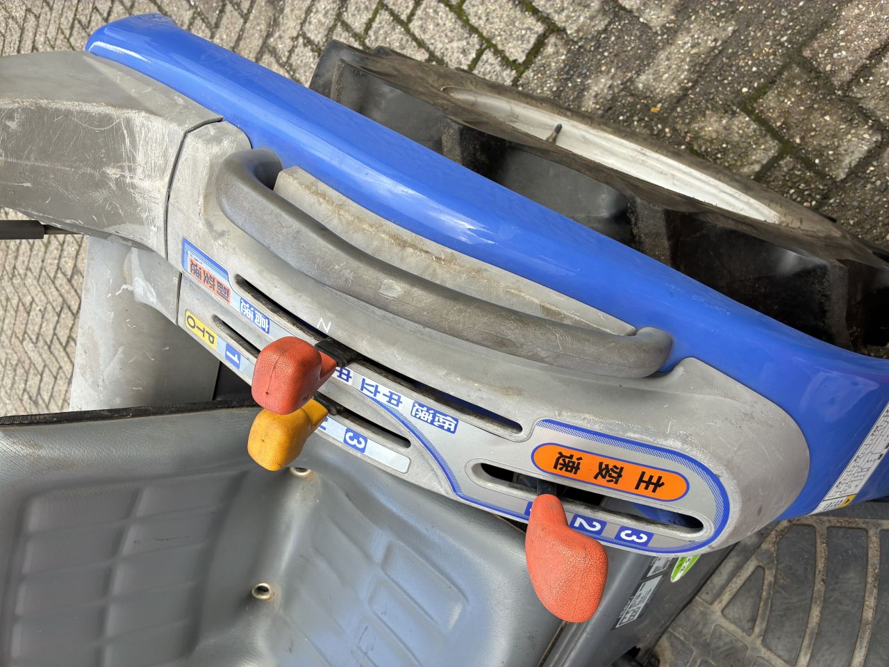 Iseki tm16
