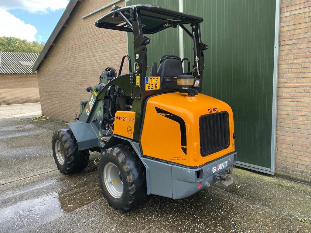 Giant 452 thd 2012