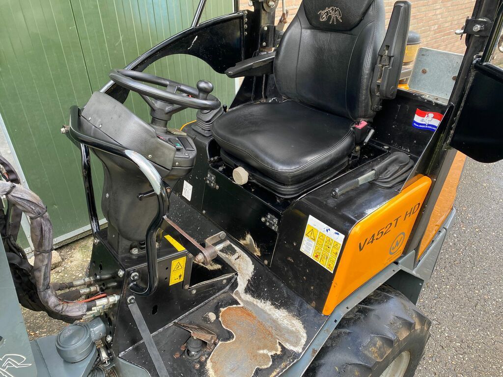 Giant 452 thd 2012