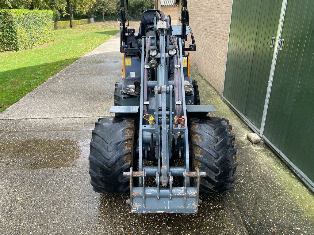 Giant 452 thd 2012