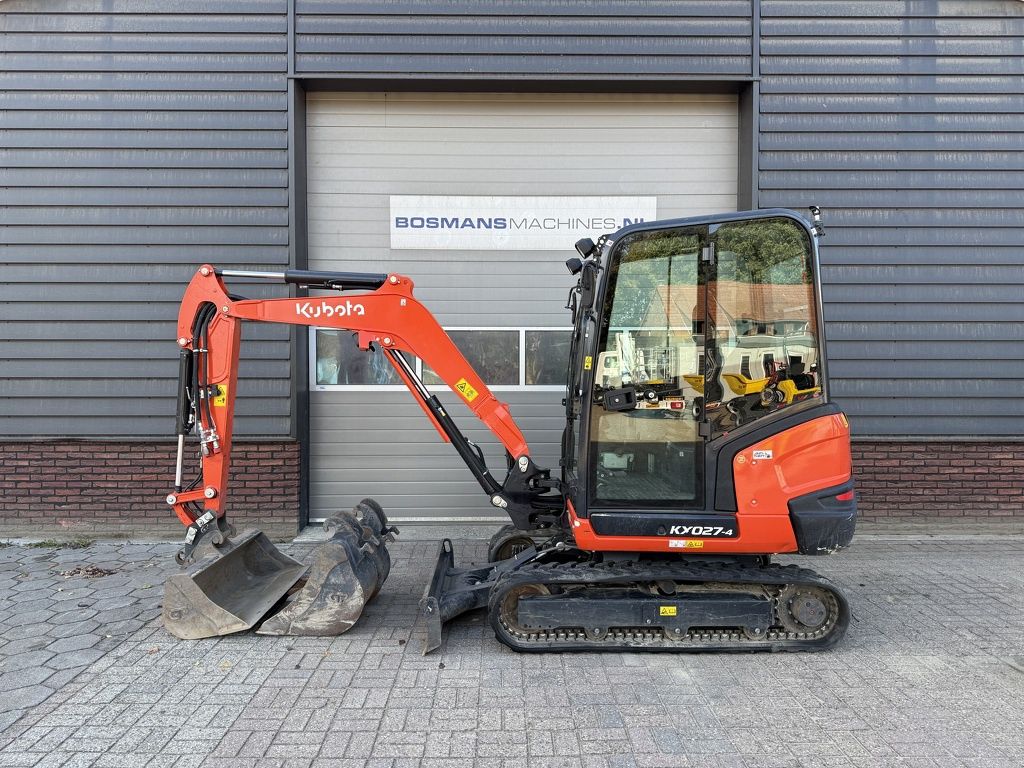 Kubota KX027 HI-SPEC minigraver BJ 2024 590 uur