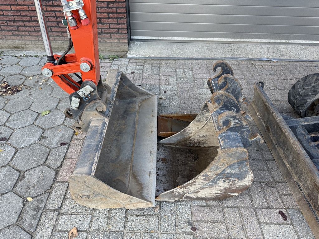 Kubota KX027 HI-SPEC minigraver BJ 2024 590 uur