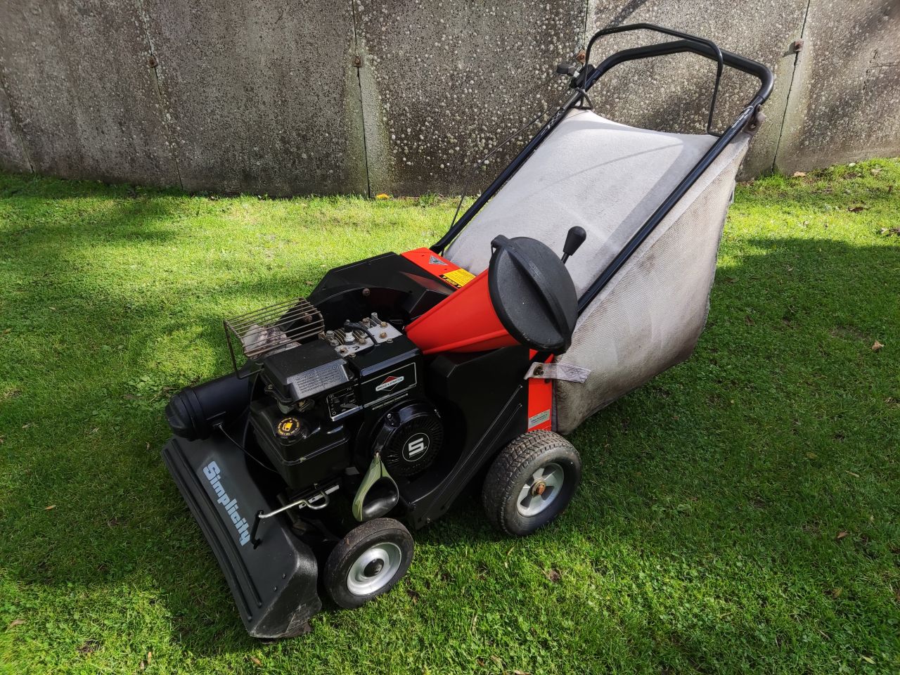 SIMPLICITY bladzuiger / versnipperaar (type Chipper Vacuum)