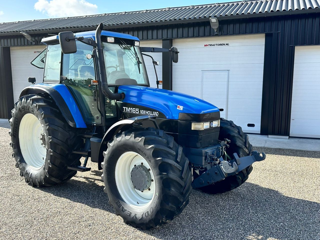 TE KOOP: Zeer nette NEW HOLLAND TM165